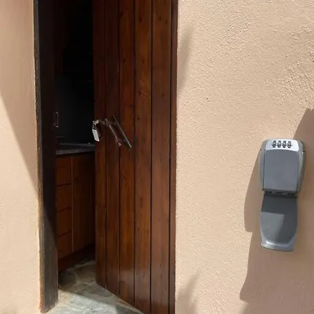 Almond Home Livadia  Exterior photo